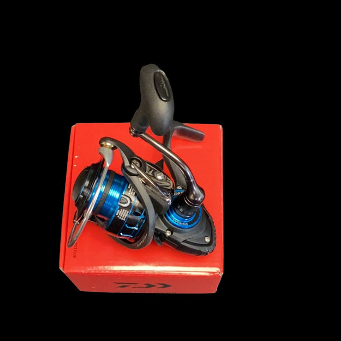 daiwa 3000 saltist Daiwa SALTIST3000 Saltist 3000 Saltwater Spinning Reel, 8CRBB+1RB — Kohr Crabbing Supplies